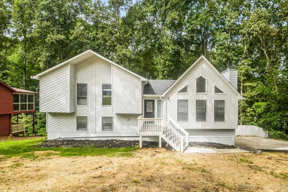 1737 Hickory Grove Trail Northwest