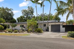 950 Ne 88th St - Photo 1 of 1
