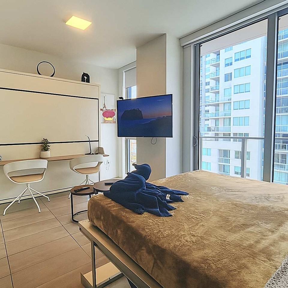 227 Ne 2nd St #1261244P - Photo 6 of 38