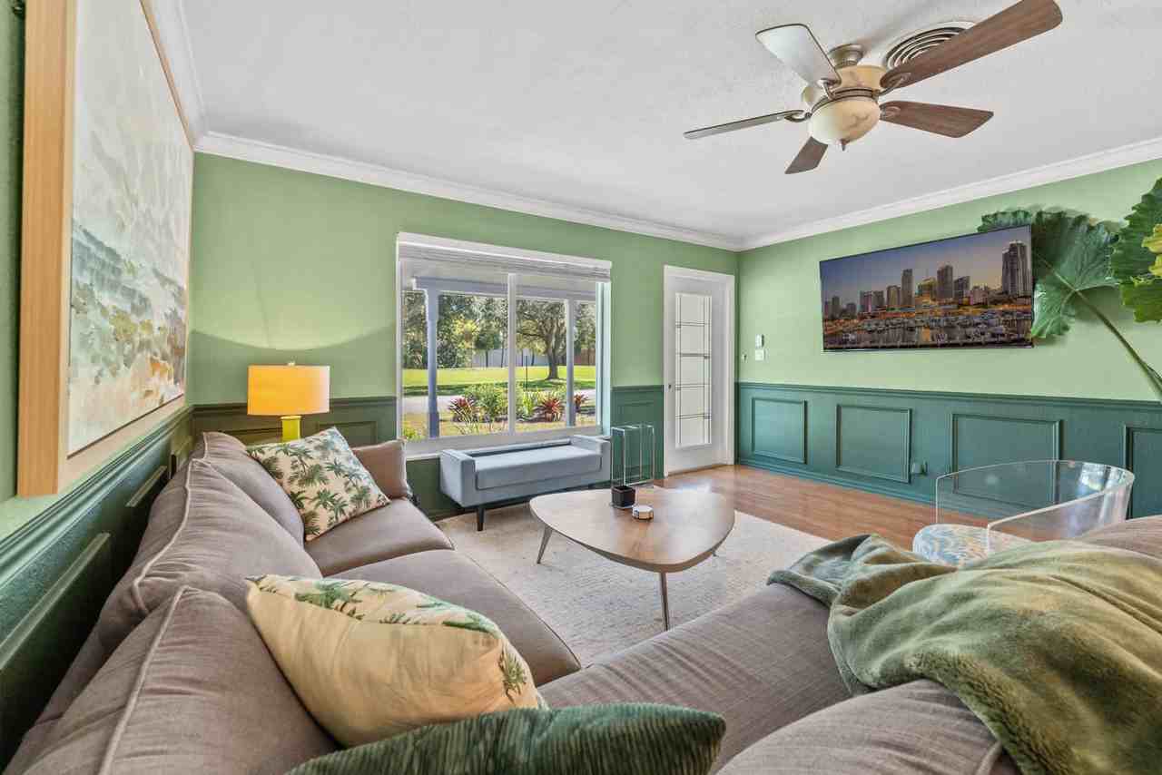 3241 Nw 18th Ave #1261601P - Photo 4 of 47