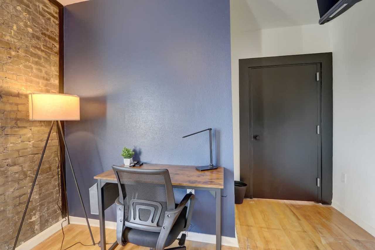 1925 N Prospect Ave #1263079P - Photo 5 of 16