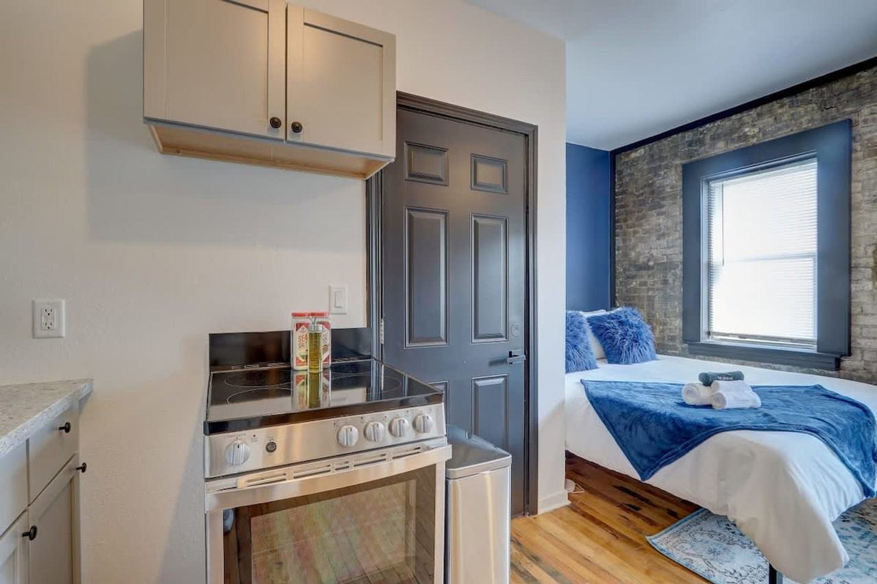 1925 N Prospect Ave #1263079P - Photo 7 of 16