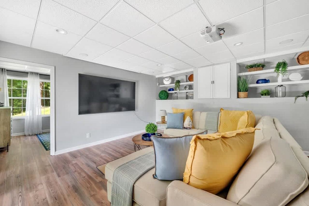 254 Beaten Path Rd #1265155P - Photo 2 of 50