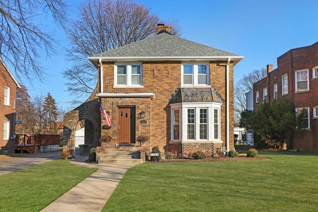 1317 N Jackson St #1265539P - Photo 2 of 26