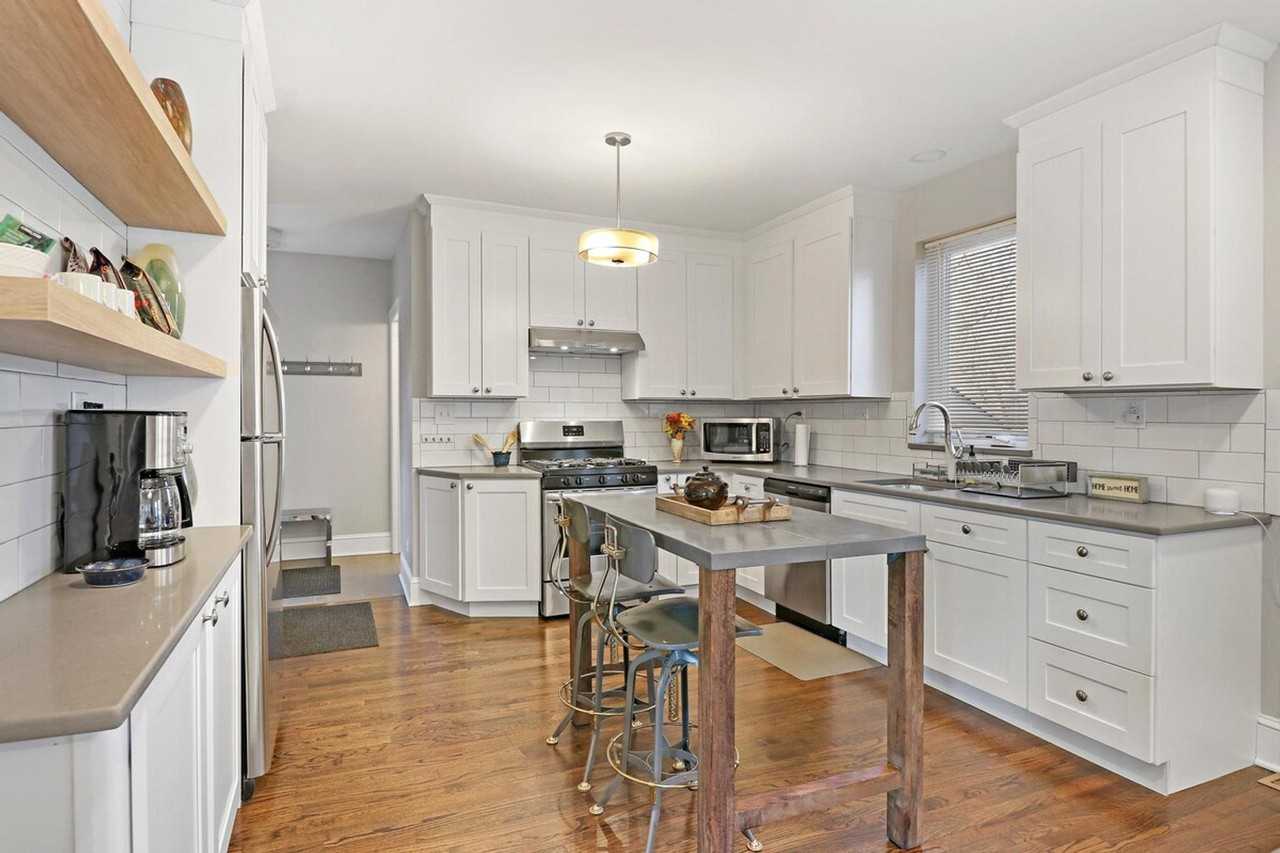 1317 N Jackson St #1265539P - Photo 6 of 26