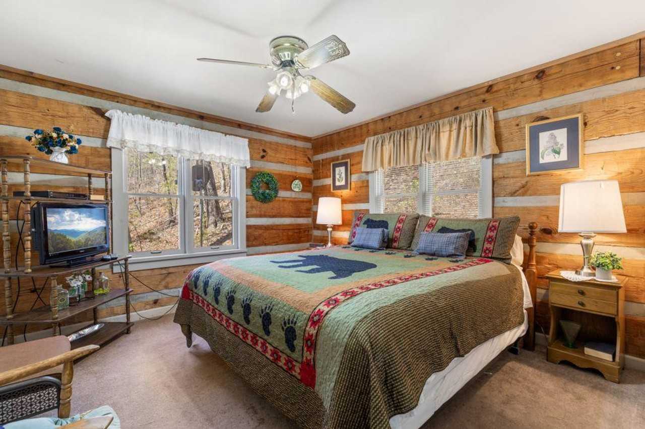 2747 Overholt Trl #1266981P - Photo 4 of 30