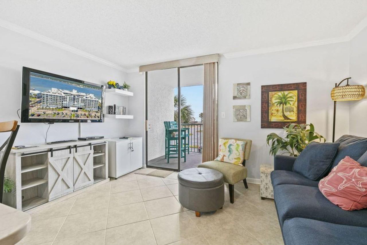 1811 W Beach Blvd #1267169P - Photo 2 of 28