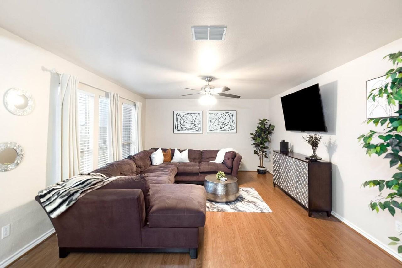 7418 Lake Livingston Dr #1268428P - Photo 6 of 50