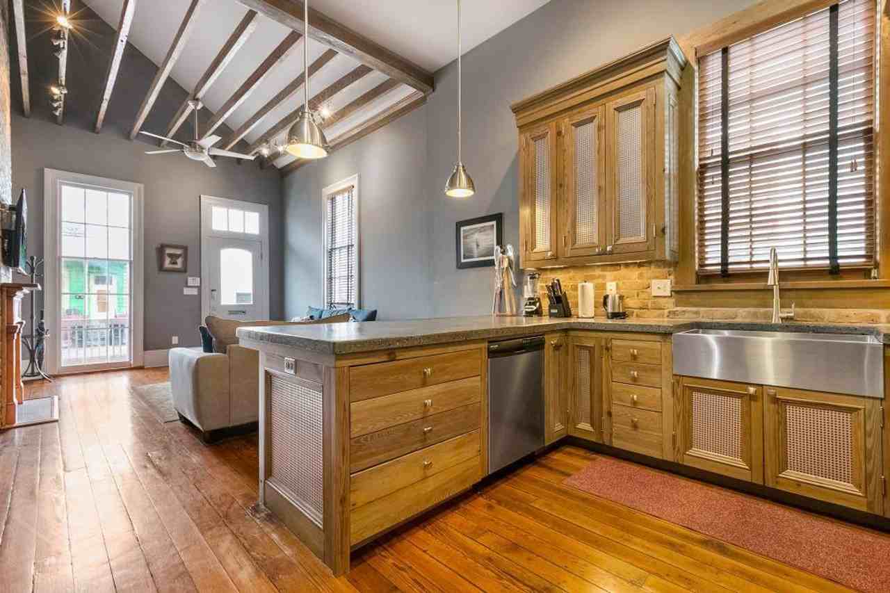 1819 Martin Luther King Jr Boulevard #1269157P - Photo 6 of 25