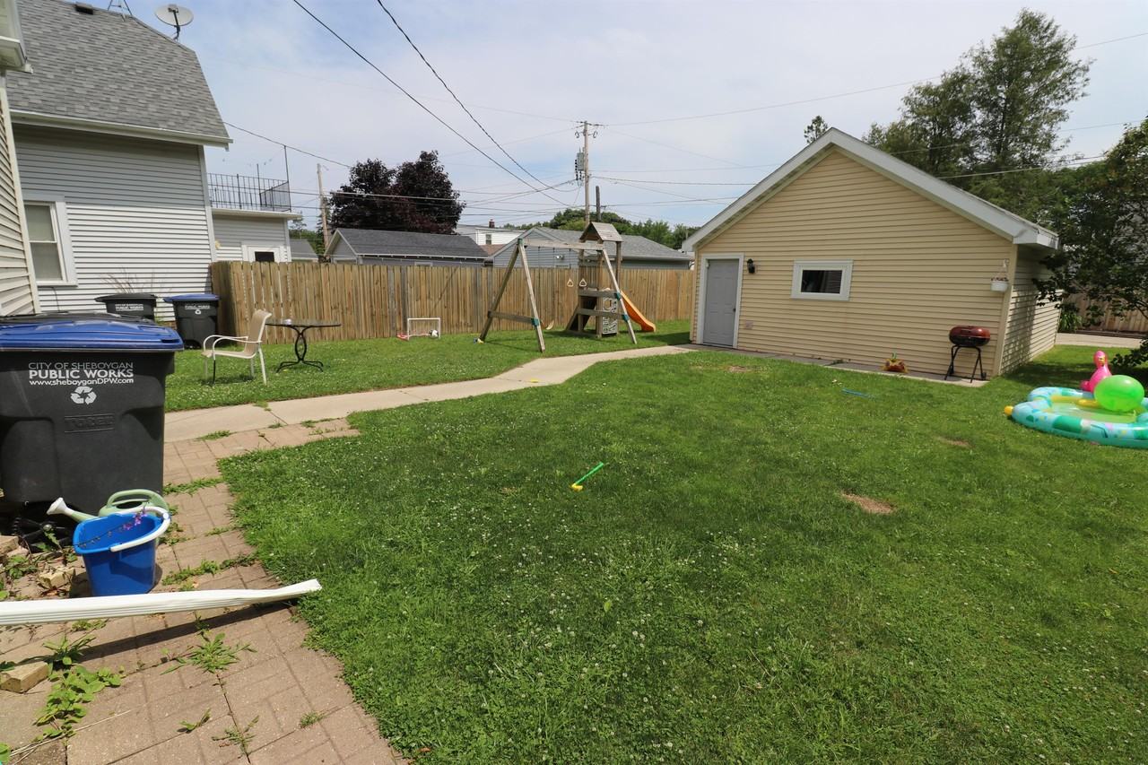 2505 N 12th St - Photo 3 of 12