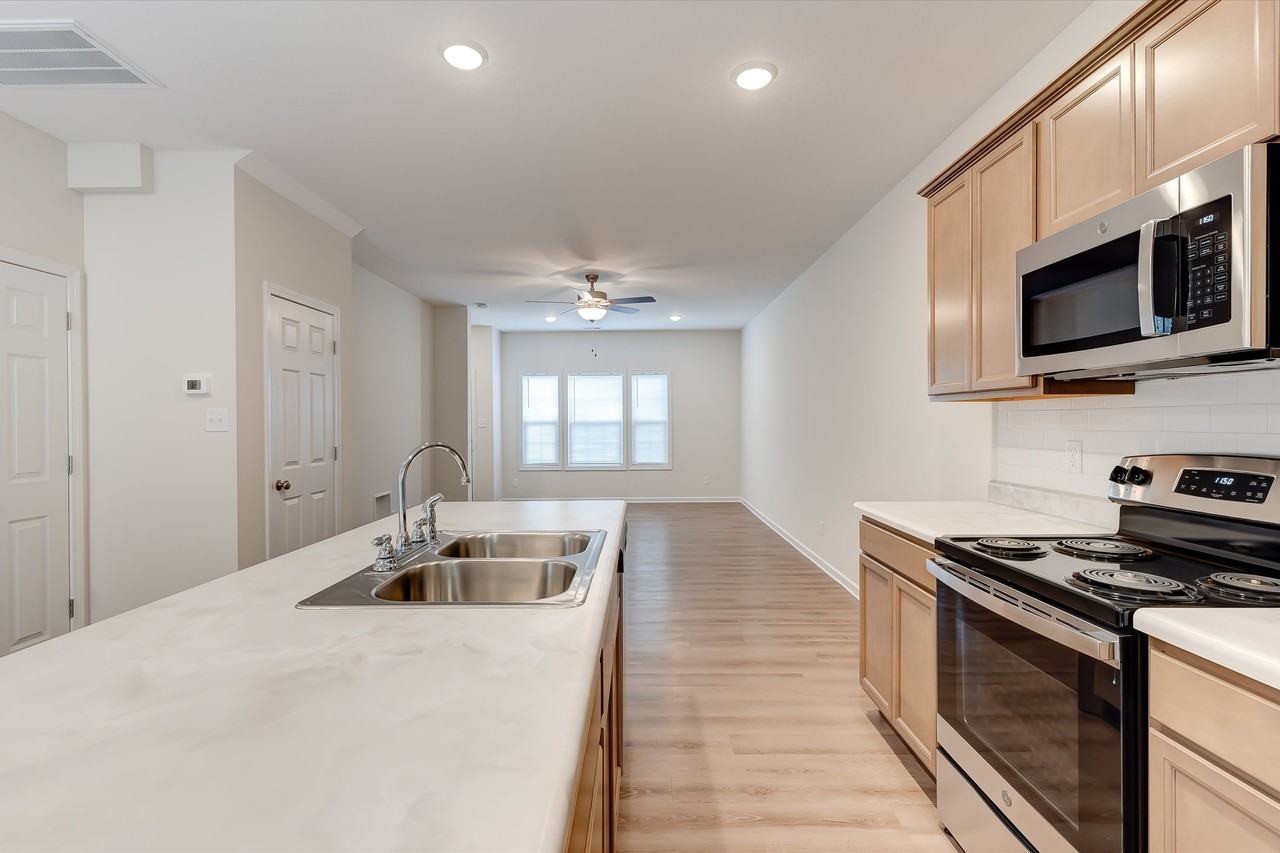 446 E Norton Rd #1 - Photo 5 of 26