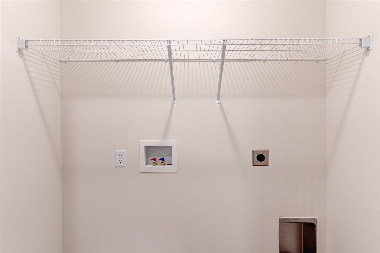 446 E Norton Rd #1 - Photo 7 of 26