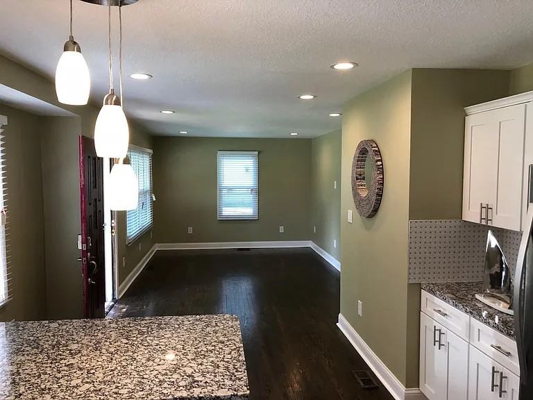 3000 S Overton Ave - Photo 2 of 12