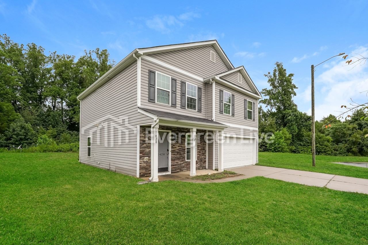 1428 Aurora Glen Dr - Photo 2 of 15