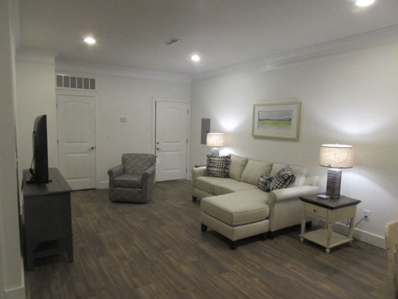 3760 Patriot Pkwy #2M - Photo 3 of 9