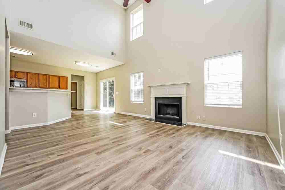 298 Summit View Dr - Photo 4 of 17