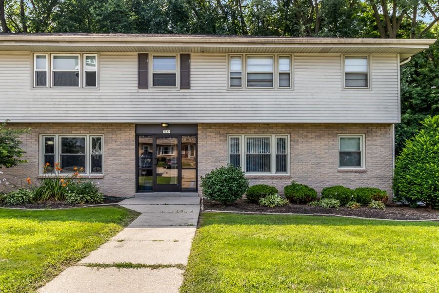 7195 Euston St #3 - Photo 2 of 10