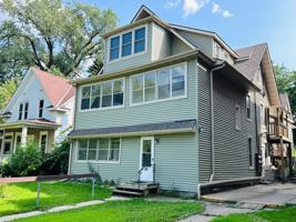 featured image of 162 George St W