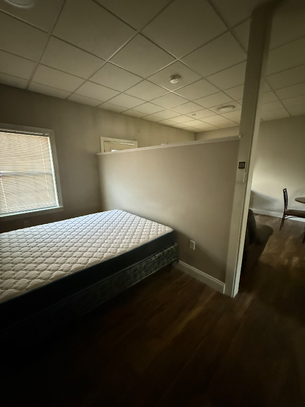 54 Franklin Court #102 - Photo 6 of 8