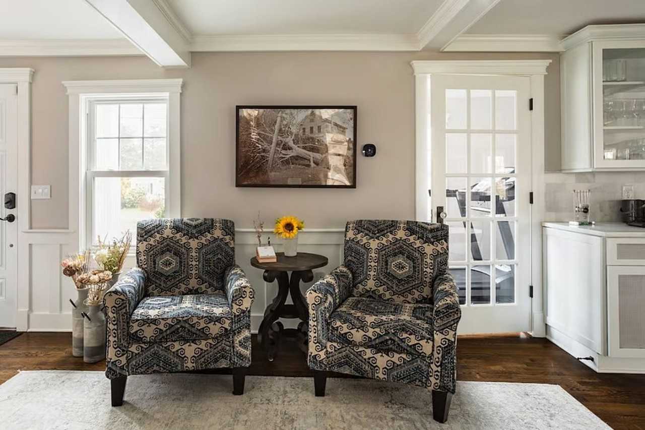 2222 Ridge Rd - Photo 4 of 50