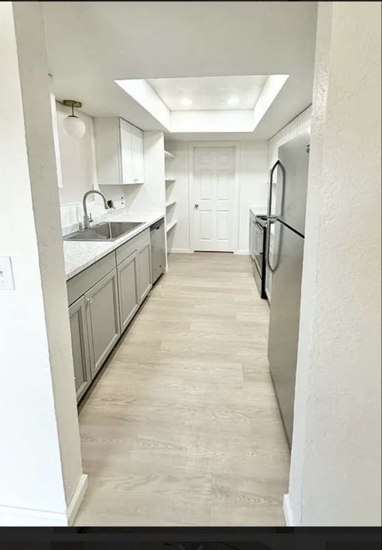 6611 Lyrewood Ln - Photo 2 of 10