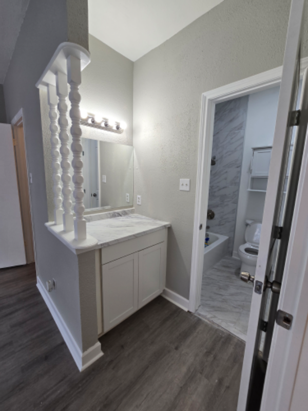 9009 Richmond Ave - Photo 4 of 18