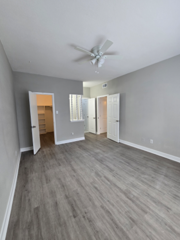 9009 Richmond Ave - Photo 6 of 18