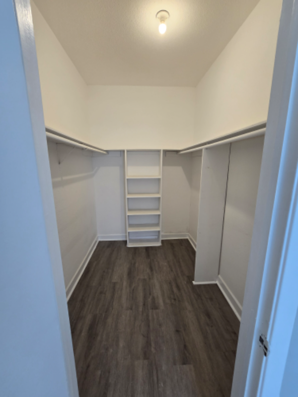 9009 Richmond Ave - Photo 7 of 18