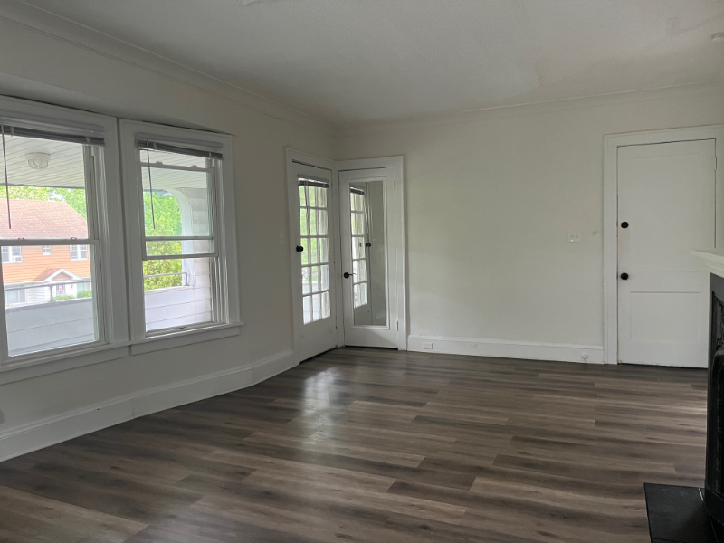 3265 E Overlook Rd #2 - Photo 3 of 17