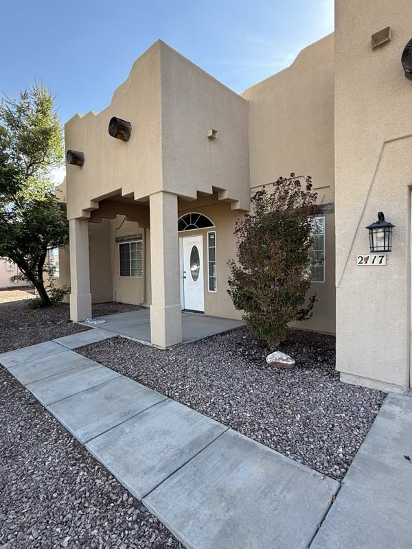 2117 Buena Vista Dr - Photo 2 of 20