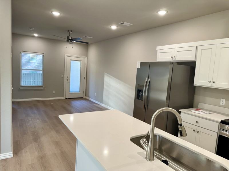 1802 Sw Poigai Way #2 - Photo 4 of 10