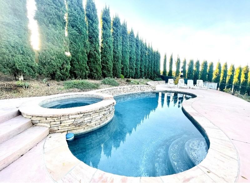 1412 El Nido Dr - Photo 2 of 50