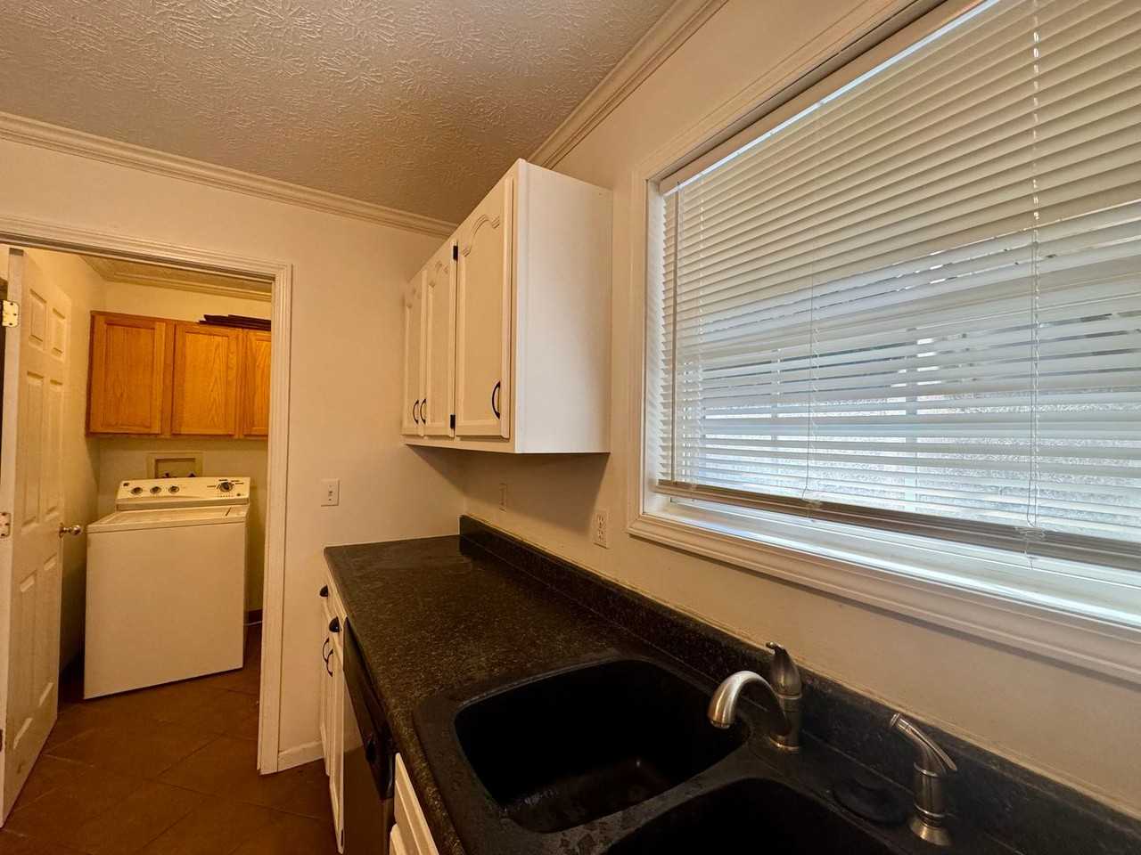 16600 Twilight Ln - Photo 7 of 16