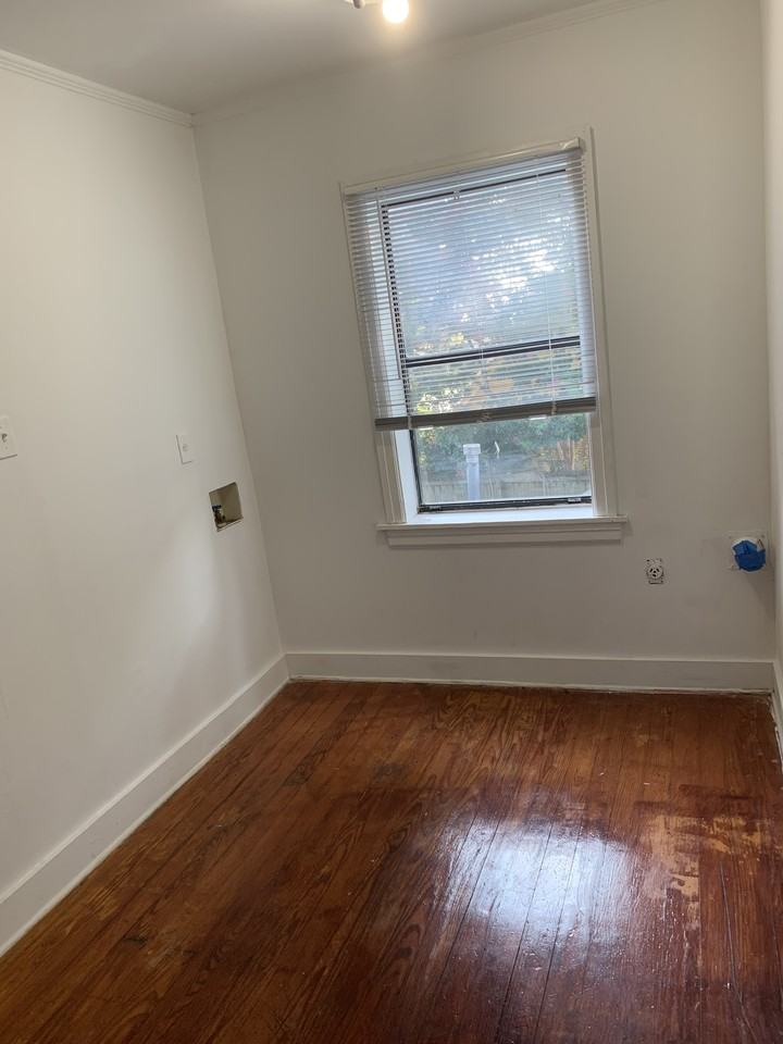 2425 Bartlett Blvd #NA - Photo 2 of 20