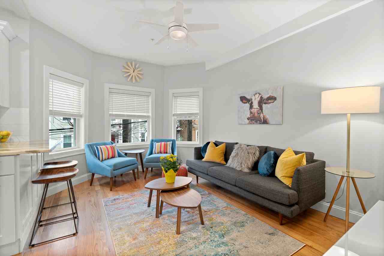 211 Princeton St #2 - Photo 6 of 14