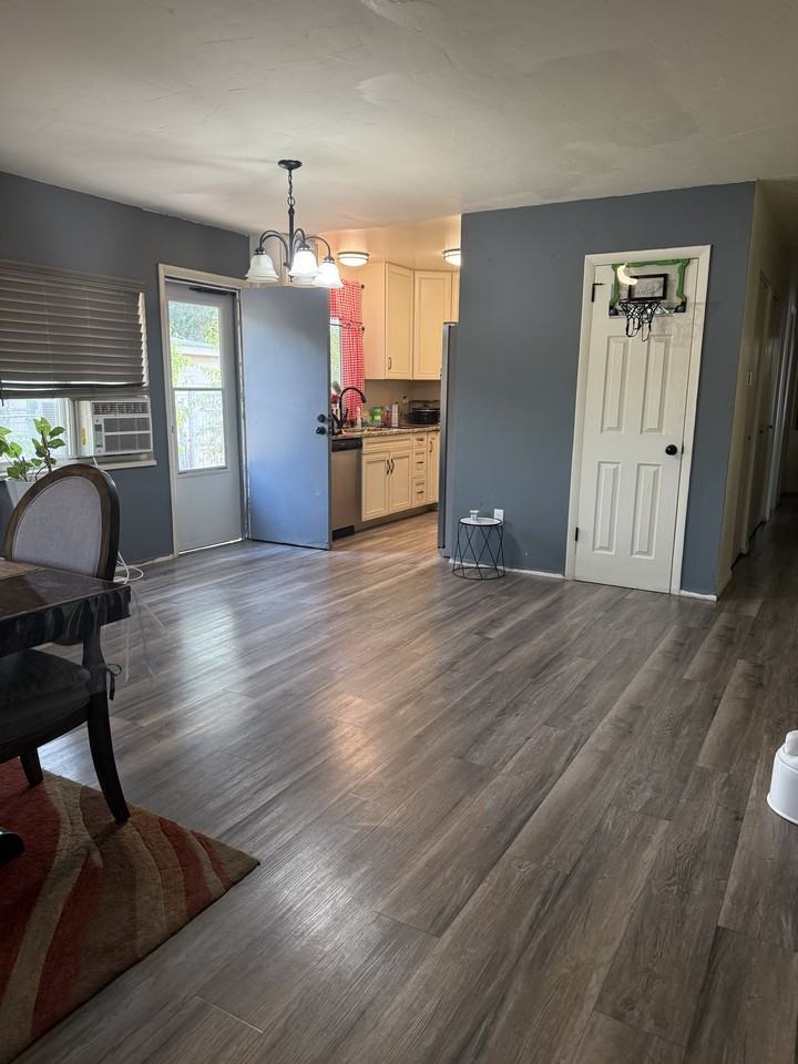 1351 Bluff St #NA - Photo 2 of 10