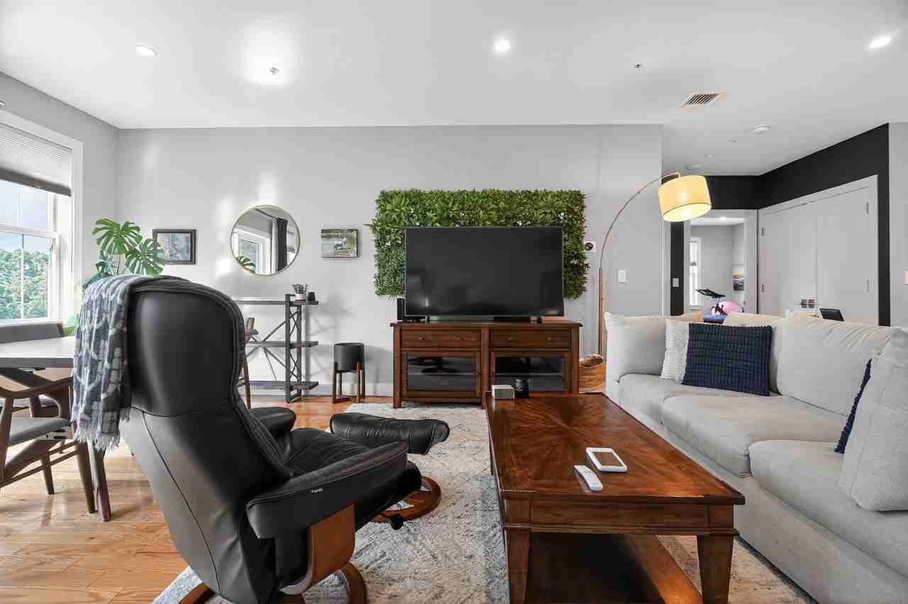 9 Independence Ave #212 - Photo 4 of 15