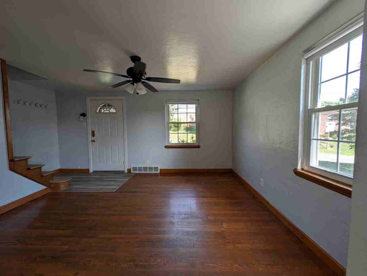 195 Victory Ln - Photo 2 of 20