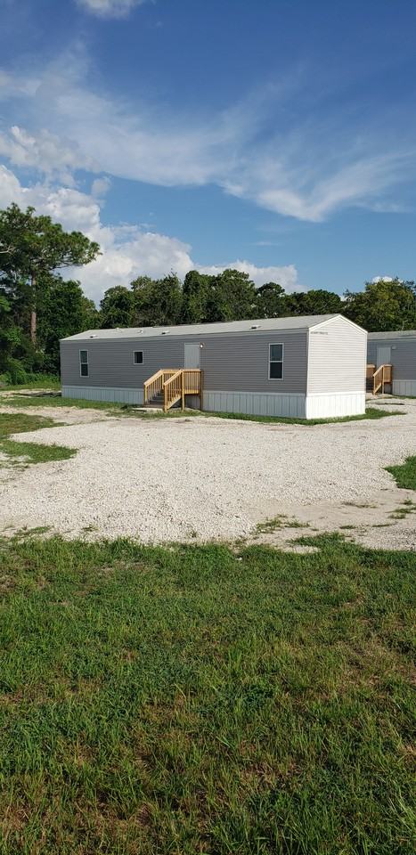 17020 Meridian Blvd #NA - Photo 3 of 11