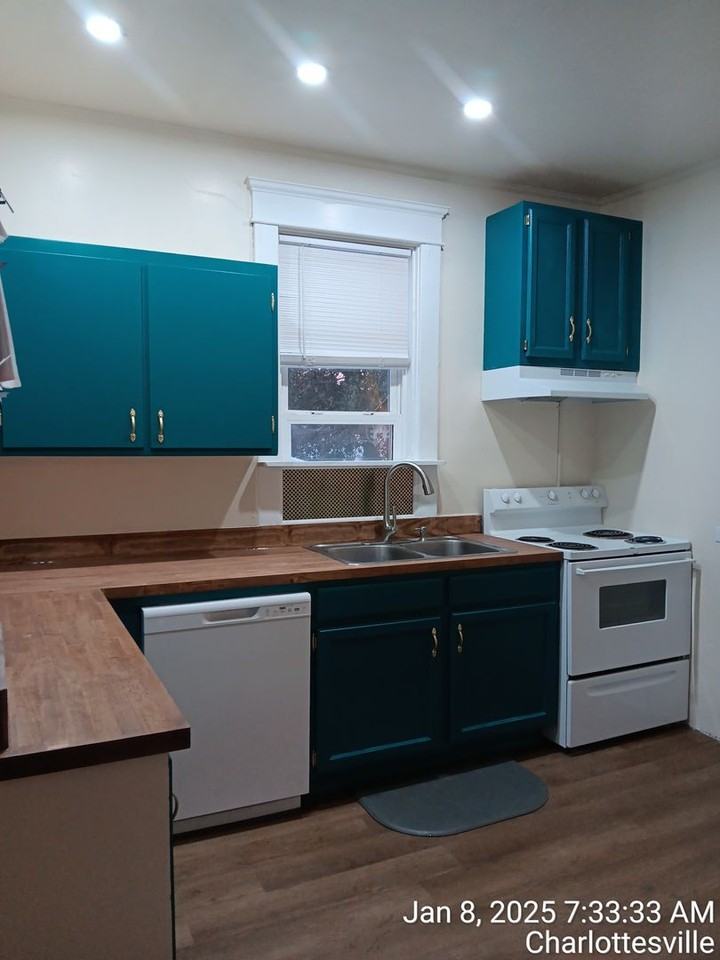 463 14th St Nw - Photo 3 of 25