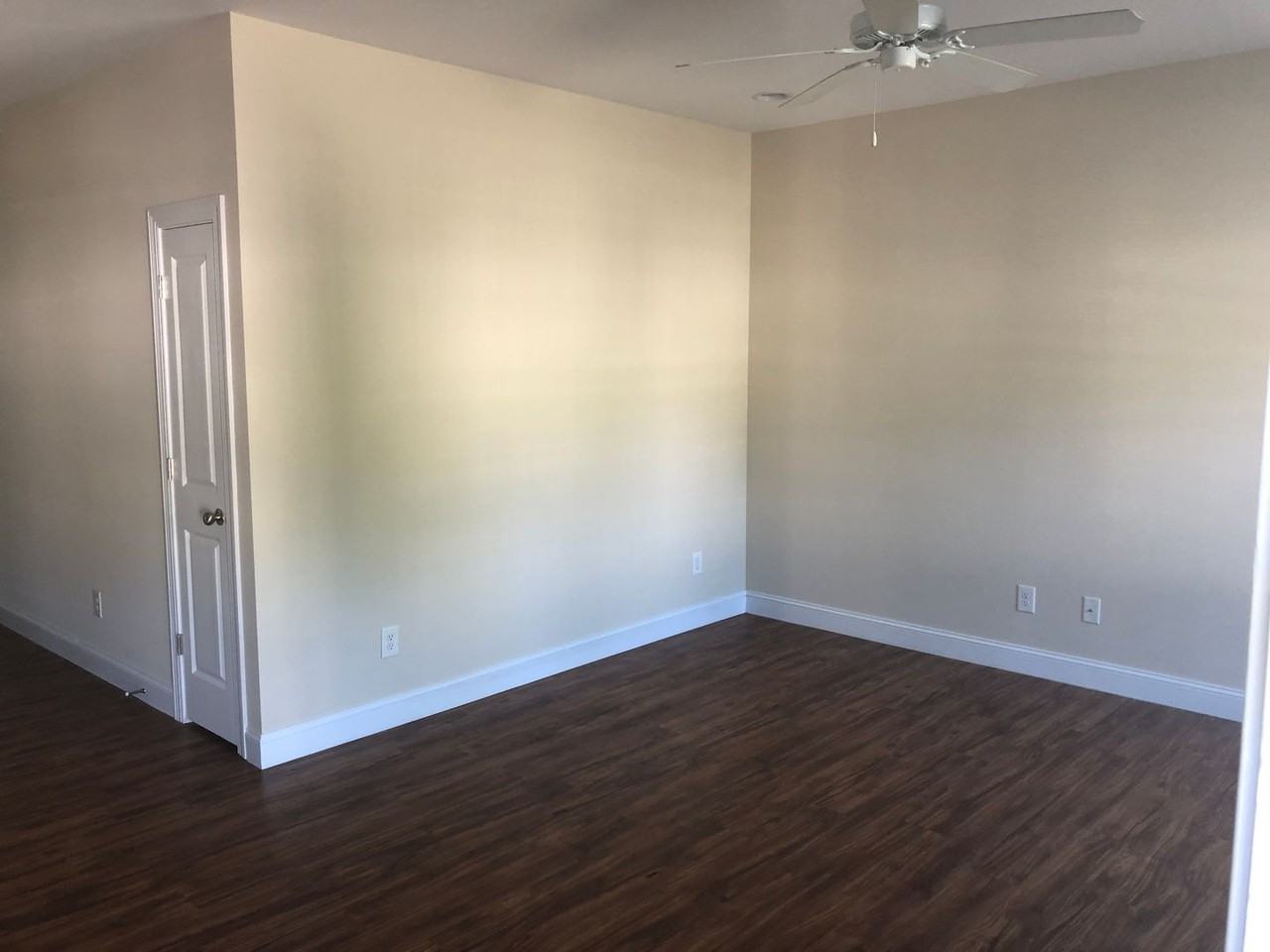 1207 Greenwood Ave - Photo 5 of 10