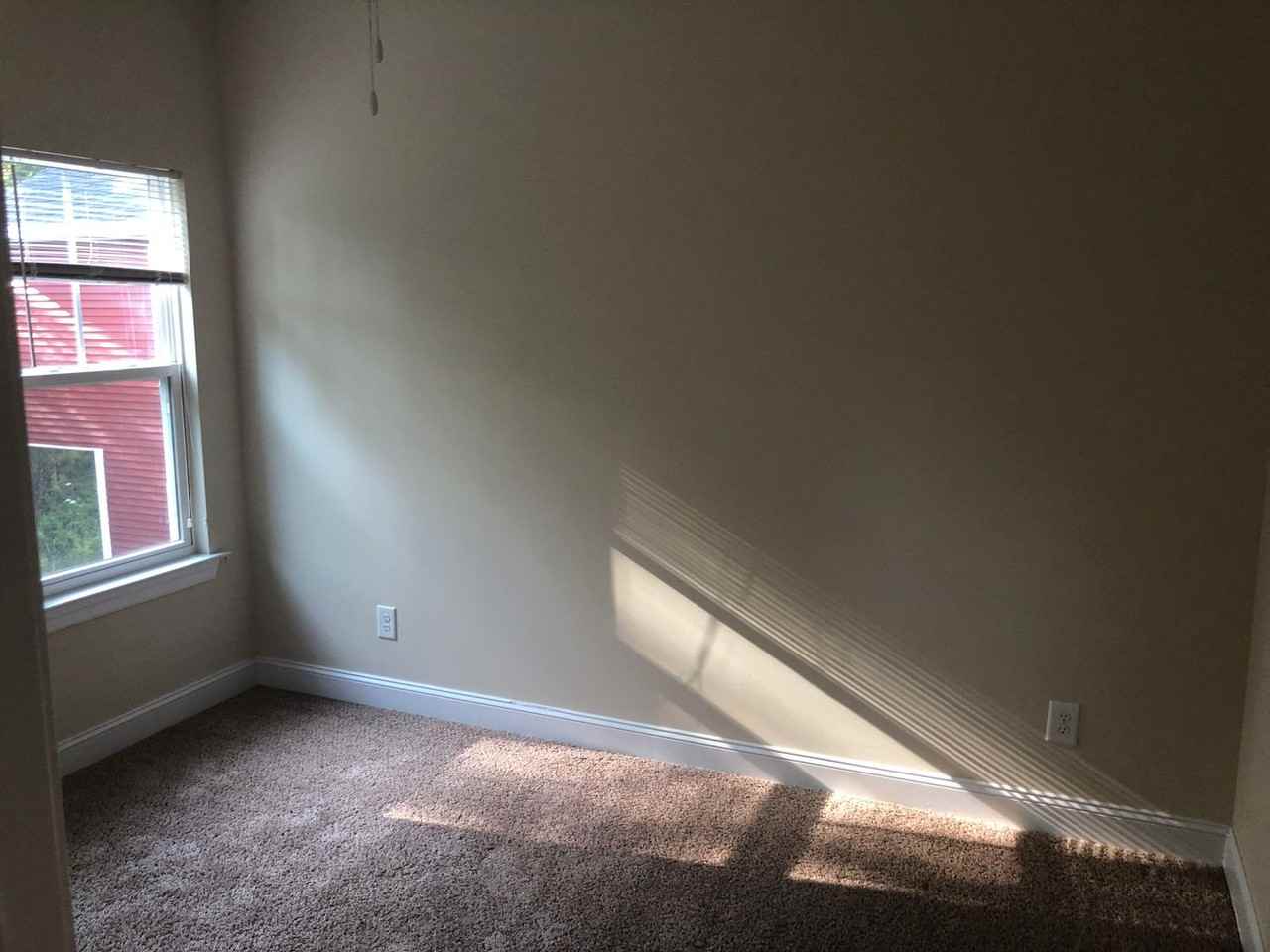 1207 Greenwood Ave - Photo 7 of 10