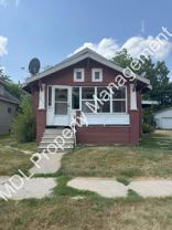 2211 Benjamin St - Photo 1 of 1