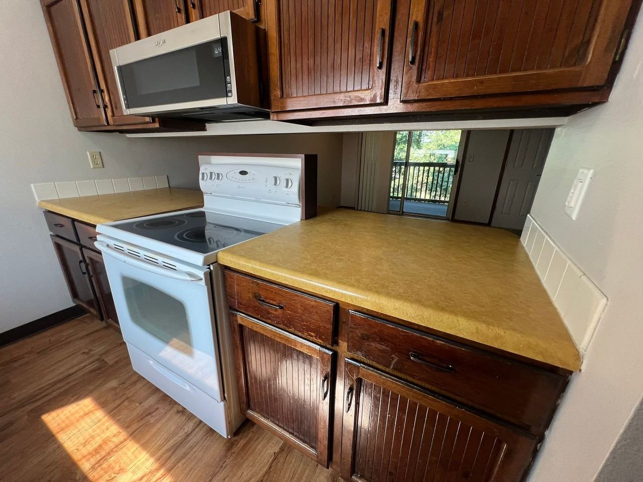 3222 Lincoln Way #7 - Photo 7 of 28