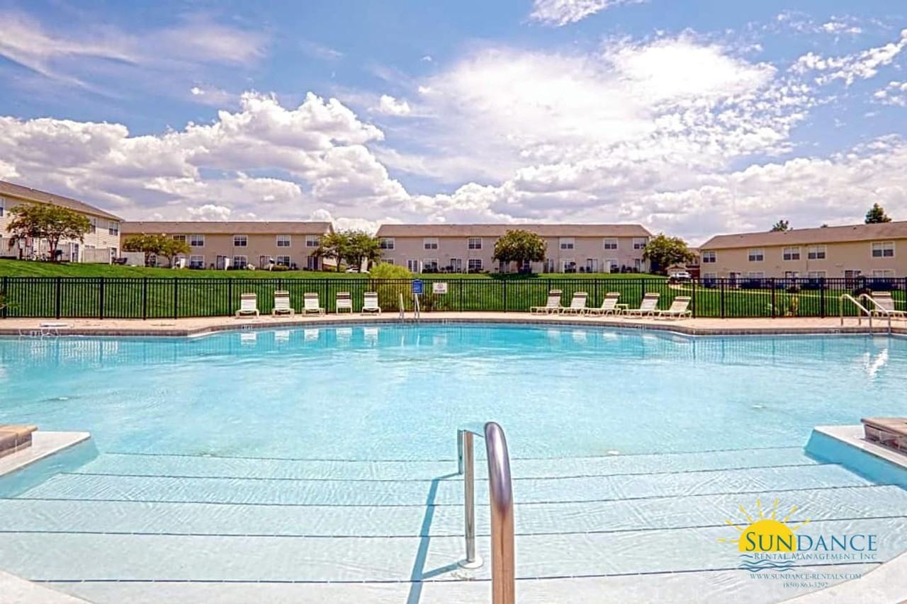 503 Wingspan Way - Photo 2 of 16