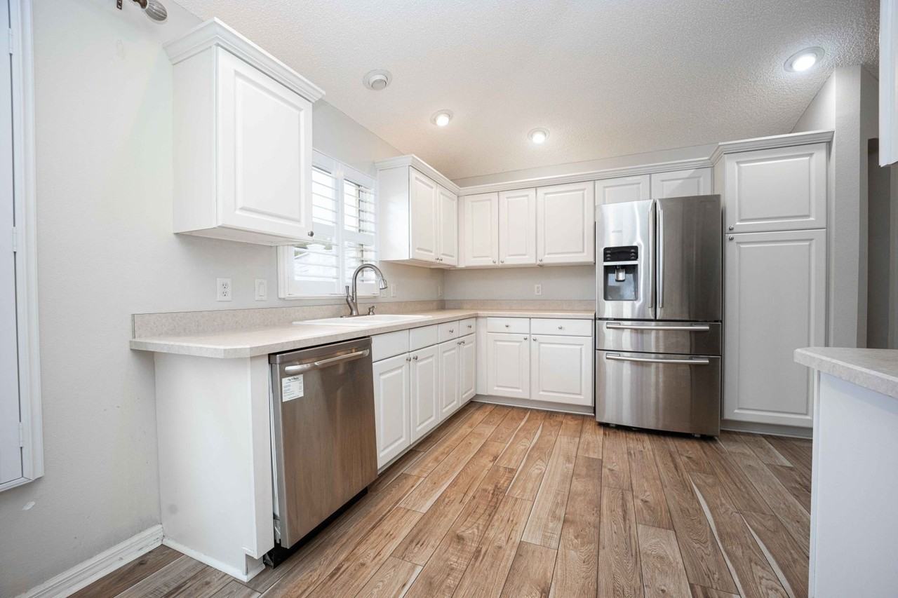 2186 Cherry Vale Pl - Photo 4 of 23