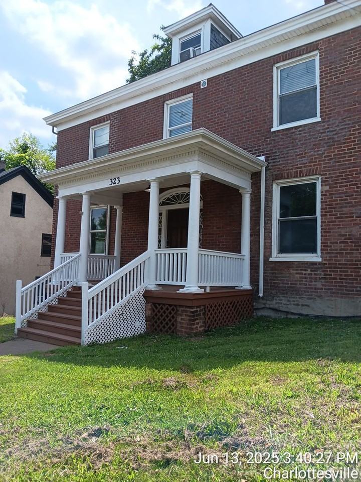 323 14th St Nw - Photo 2 of 17