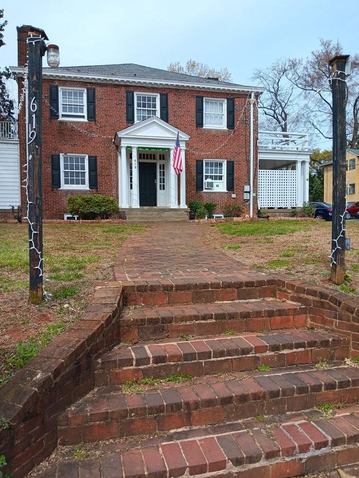 619 Cabell Ave - Photo 3 of 24