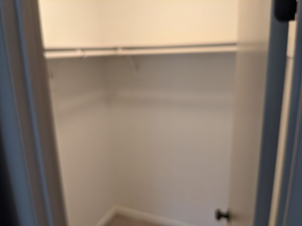 152 E Towne Pl - Photo 5 of 9