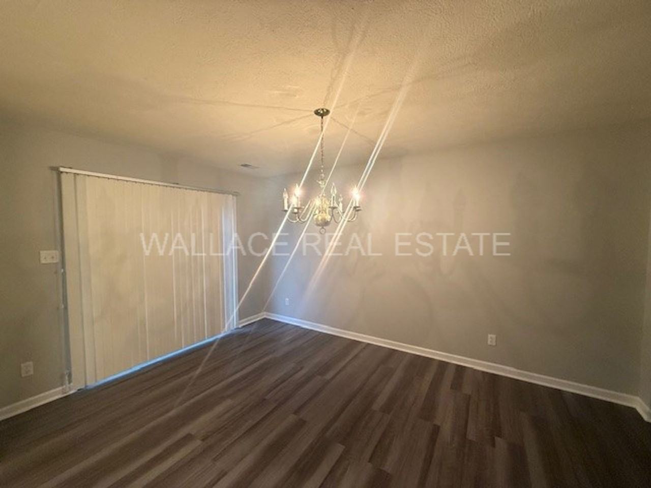 8206 Gallaher Station Dr - Photo 3 of 14
